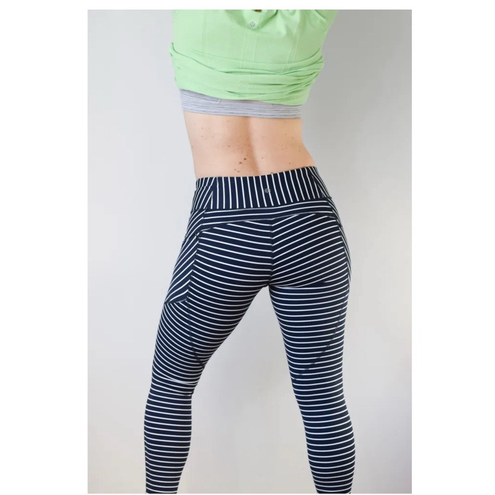 Athleta Navy white Stripe Contender 7/8 Tight in Powerlift women's leggings‎